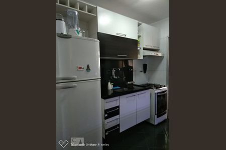 Apartamento à venda com 55m², 2 quartos e 1 vagaCozinha
