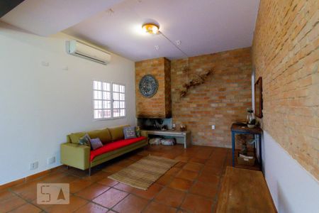 Sala de casa à venda com 3 quartos, 208m² em Vila Mariana, São Paulo