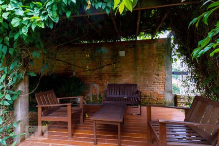 Jardim de casa à venda com 3 quartos, 208m² em Vila Mariana, São Paulo