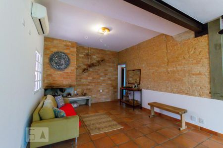 Sala de casa à venda com 3 quartos, 208m² em Vila Mariana, São Paulo