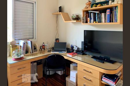 Apartamento para alugar com 78m², 3 quartos e 2 vagasQuarto