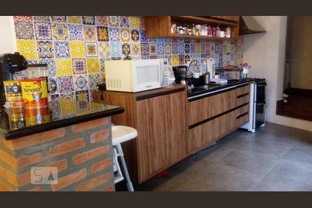 Cozinha de casa à venda com 3 quartos, 140m² em Interlagos, São Paulo