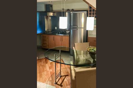 Cozinha de apartamento à venda com 1 quarto, 50m² em Vila Nova Conceição, São Paulo