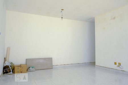 Sala de casa para alugar com 1 quarto, 45m² em Jardim Iva, São Paulo