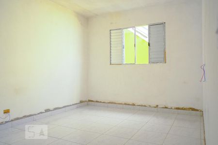 Quarto de casa para alugar com 1 quarto, 45m² em Jardim Iva, São Paulo