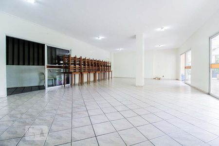Apartamento para alugar com 85m², 3 quartos e 1 vaga Apartamento para alugar com 85m², 3 quartos e 1 vagaÁrea comum - Salão de festas