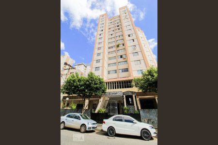 Apartamento para alugar com 85m², 3 quartos e 1 vaga Apartamento para alugar com 85m², 3 quartos e 1 vagaFachada e portaria