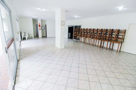 Apartamento para alugar com 85m², 3 quartos e 1 vaga Apartamento para alugar com 85m², 3 quartos e 1 vagaÁrea comum - Salão de festas