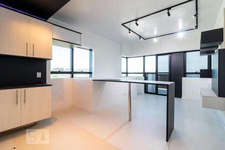 Cozinha de apartamento para alugar com 1 quarto, 50m² em Bethaville I, Barueri