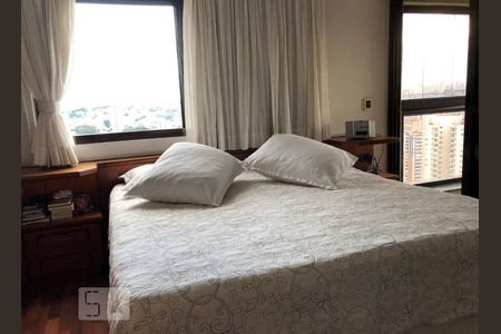 Apartamento à venda com 254m², 4 quartos e 4 vagasQuarto