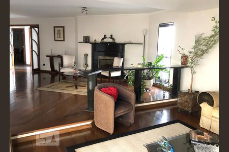 Apartamento à venda com 254m², 4 quartos e 4 vagasSala