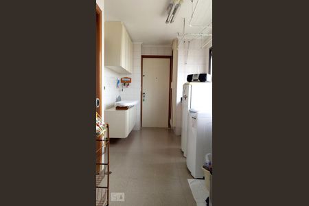 Apartamento à venda com 254m², 4 quartos e 4 vagasCozinha