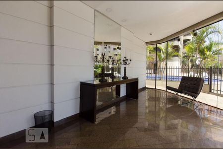 Apartamento à venda com 254m², 4 quartos e 4 vagasHall