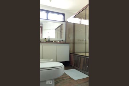 Banheiro de apartamento à venda com 4 quartos, 254m² em Santana, São Paulo