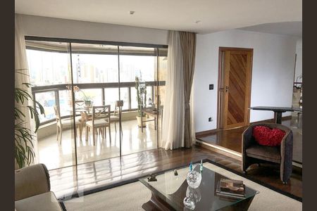 Apartamento à venda com 254m², 4 quartos e 4 vagasSala