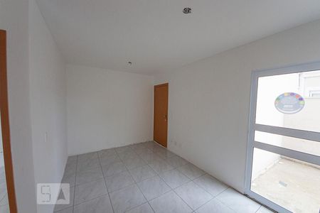 Detalhe Sala de apartamento para alugar com 2 quartos, 40m² em Rondônia, Novo Hamburgo