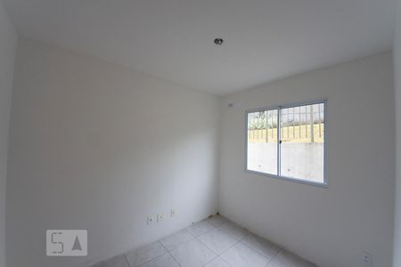 Dormitório 2 de apartamento para alugar com 2 quartos, 40m² em Rondônia, Novo Hamburgo