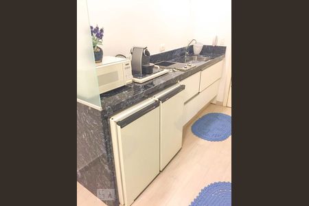 Studio para alugar com 27m², 1 quarto e sem vaga Studio para alugar com 27m², 1 quarto e sem vagaCozinha