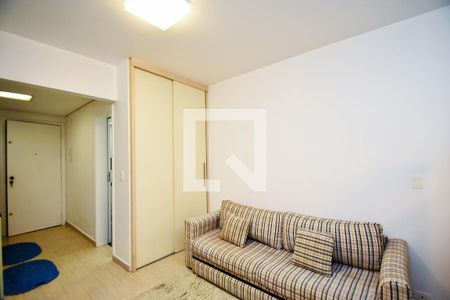 Sala de casa para alugar com 1 quarto, 27m² em Cerqueira César, São Paulo