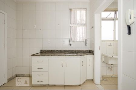 Apartamento à venda com 90m², 3 quartos e 2 vagasCozinha