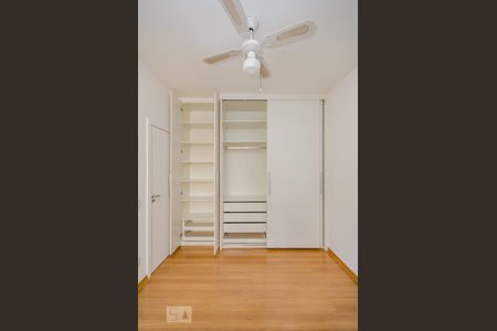 Apartamento à venda com 90m², 3 quartos e 2 vagasSuíte