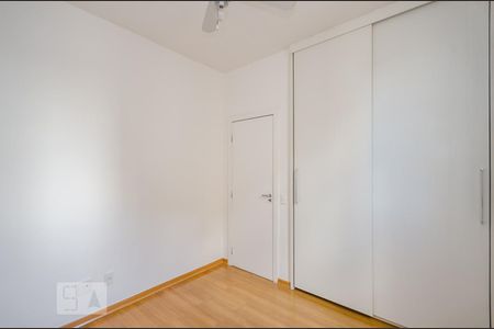 Apartamento à venda com 90m², 3 quartos e 2 vagasQuarto 2