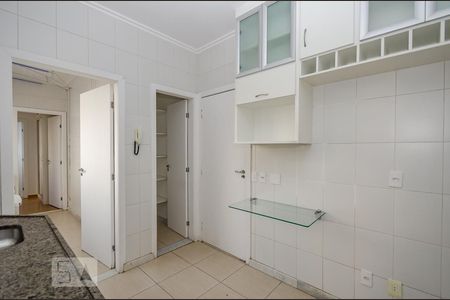 Apartamento à venda com 90m², 3 quartos e 2 vagasCozinha