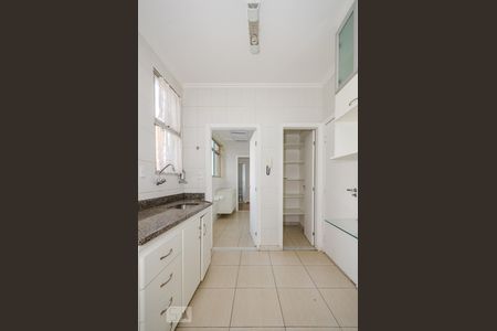 Apartamento à venda com 90m², 3 quartos e 2 vagasCozinha