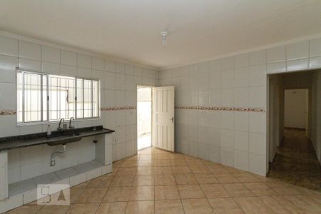 Cozinha de casa à venda com 3 quartos, 170m² em Vila Ivone, São Paulo