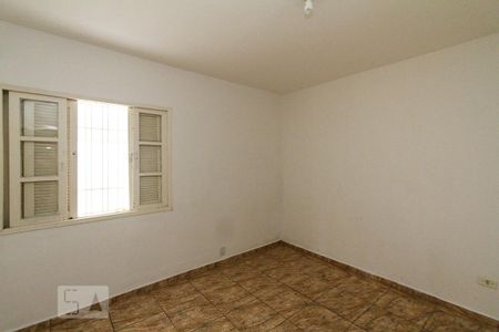 Quarto 01 de casa à venda com 3 quartos, 170m² em Vila Ivone, São Paulo