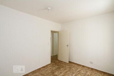 Quarto 01 de casa à venda com 3 quartos, 170m² em Vila Ivone, São Paulo