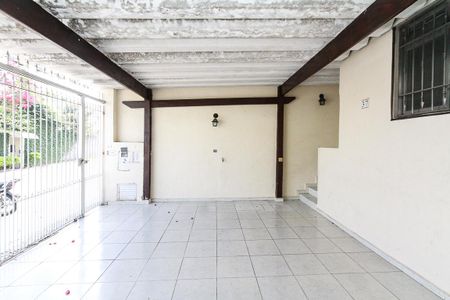 Casa à venda com 170m², 3 quartos e 3 vagasGaragem