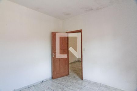 Quarto 2 de casa para alugar com 2 quartos, 60m² em Vila Picinin, São Paulo