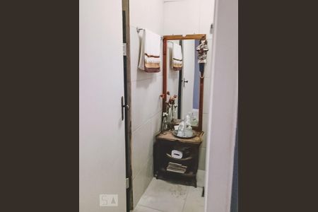 Banheiro de apartamento para alugar com 3 quartos, 118m² em Menino Deus, Porto Alegre