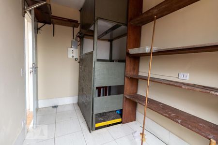 Casa à venda com 260m², 3 quartos e 2 vagas Casa à venda com 260m², 3 quartos e 2 vagasQuarto de Serviço