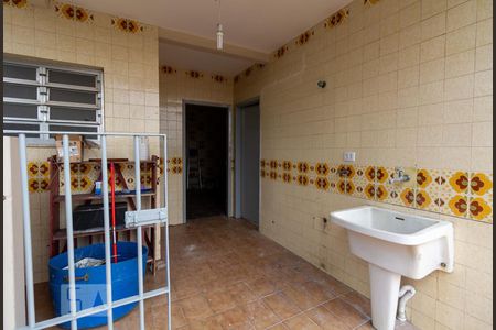 Casa à venda com 260m², 3 quartos e 2 vagas Casa à venda com 260m², 3 quartos e 2 vagasÁrea de Serviço