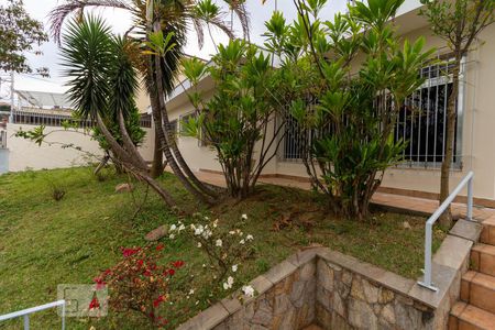 Casa à venda com 260m², 3 quartos e 2 vagas Casa à venda com 260m², 3 quartos e 2 vagasJardim