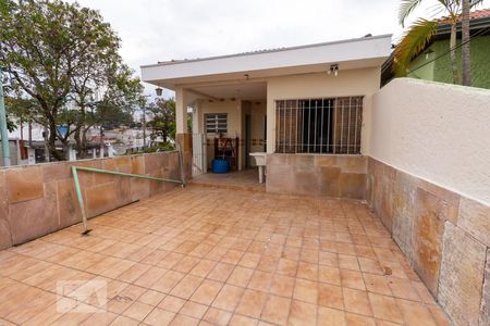 Casa à venda com 260m², 3 quartos e 2 vagas Casa à venda com 260m², 3 quartos e 2 vagasSacada