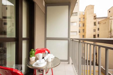 Studio à venda com 30m², 1 quarto e sem vaga Studio à venda com 30m², 1 quarto e sem vagaVaranda