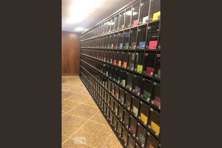 Studio à venda com 30m², 1 quarto e sem vaga Studio à venda com 30m², 1 quarto e sem vagaHall Social