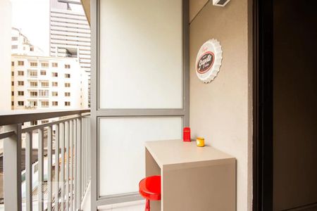 Studio à venda com 30m², 1 quarto e sem vaga Studio à venda com 30m², 1 quarto e sem vagaVaranda