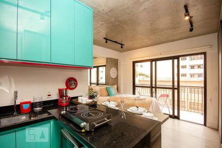 Cozinha de kitnet/studio à venda com 1 quarto, 30m² em República, São Paulo