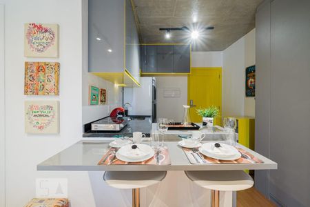 Studio à venda com 30m², 1 quarto e sem vagaSala e Cozinha