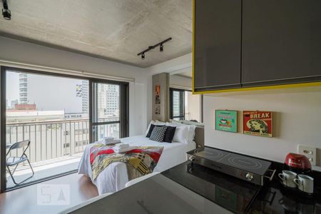 Cozinha e Quarto de kitnet/studio para alugar com 1 quarto, 30m² em República, São Paulo