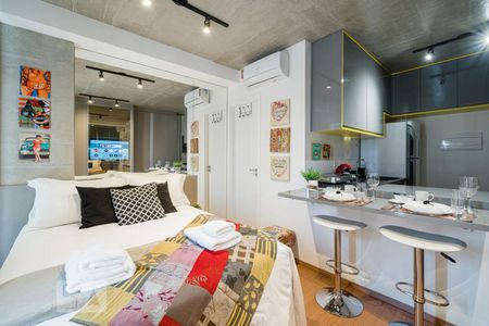 Quarto de kitnet/studio para alugar com 1 quarto, 30m² em República, São Paulo
