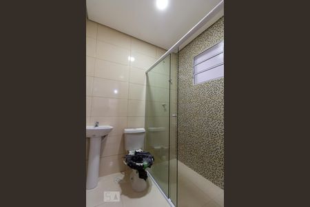 Banheiro de apartamento para alugar com 1 quarto, 38m² em Jaguaribe, Osasco