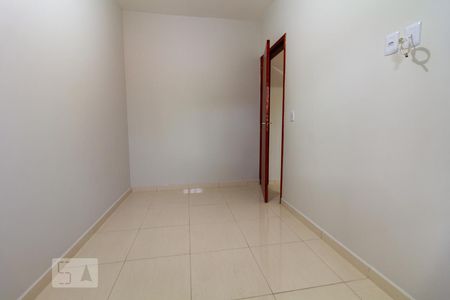Quarto de apartamento para alugar com 1 quarto, 30m² em Jaguaribe, Osasco