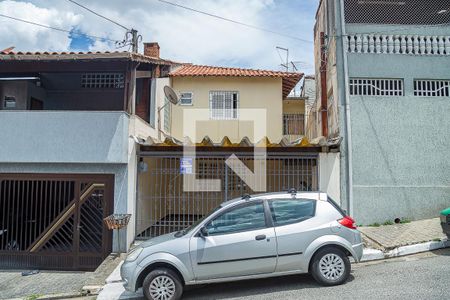 Casa à venda com 100m², 2 quartos e 2 vagasFachada
