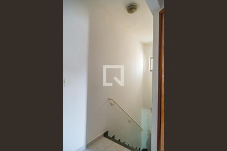 Casa à venda com 100m², 2 quartos e 2 vagasCorredor