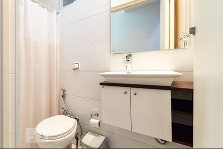 Apartamento à venda com 70m², 2 quartos e sem vagaBanheiro